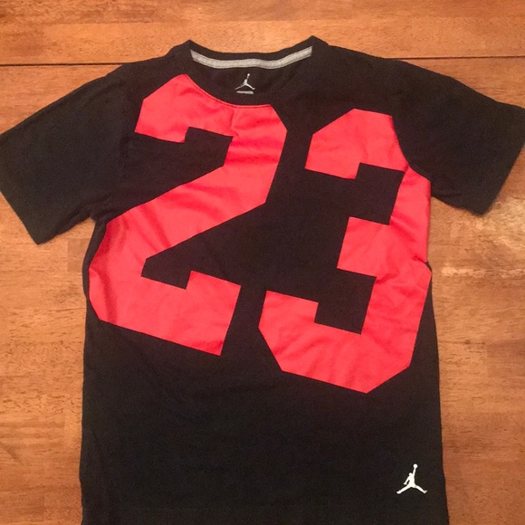 Jordan Other - Boys size large Jordan tee